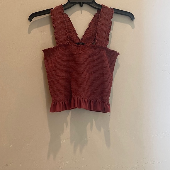 Crop top - Picture 1 of 1